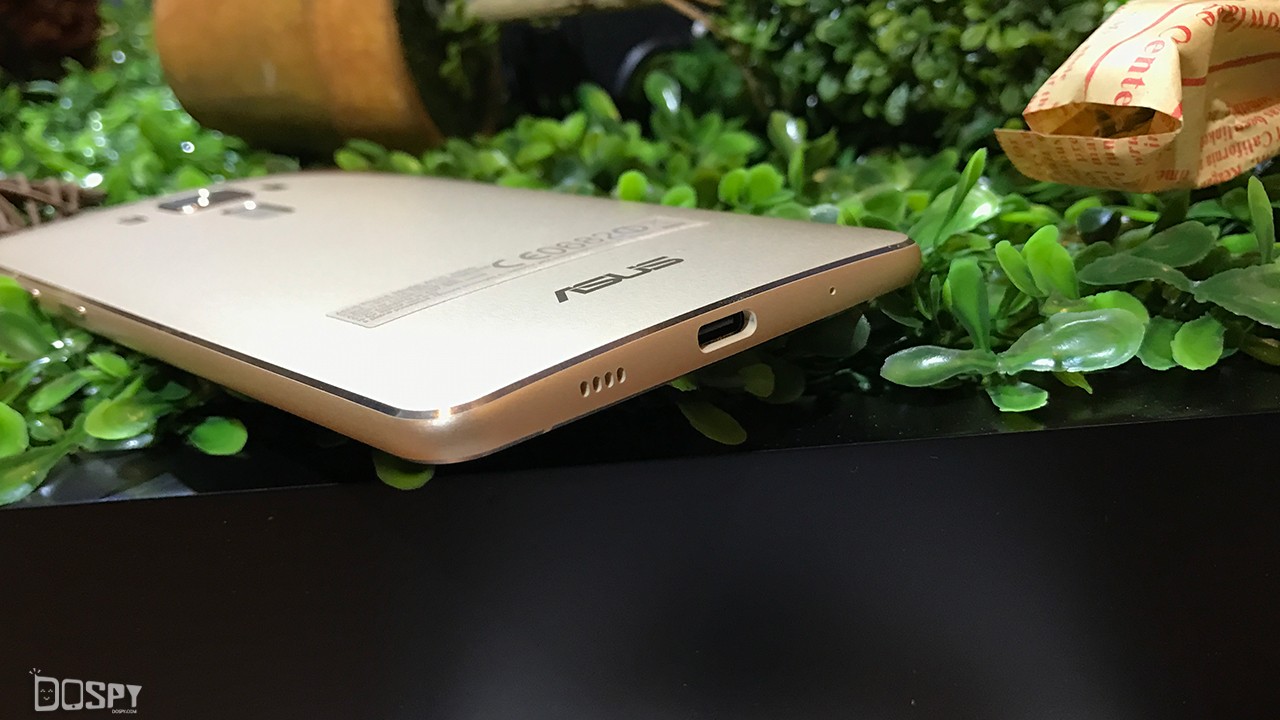 全世界第一款骁龙821手机上 asusZenfone 3 尊爵当场测评