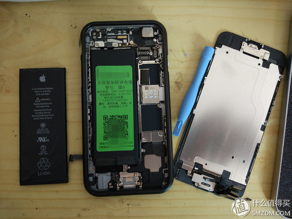 从此无需带移动电源了—iPhone6 手机换大容量锂电池记