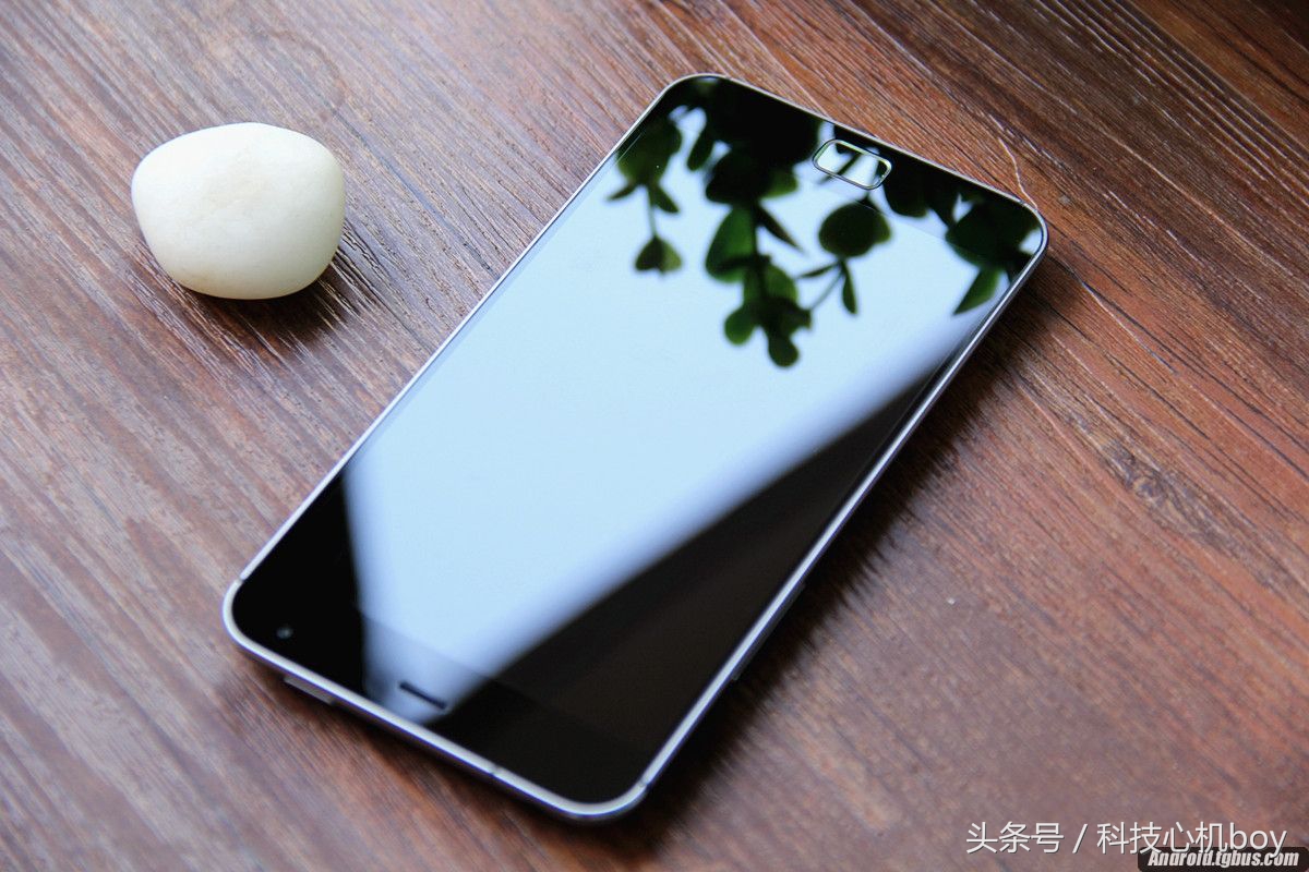 那些日子應用過的手機上，你是否還記得？