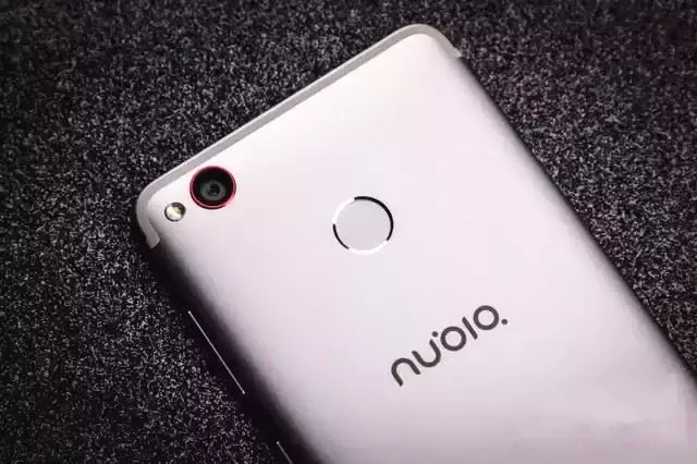 国内唯一能与荣誉V8匹敌的手机上，nubia Z11miniS