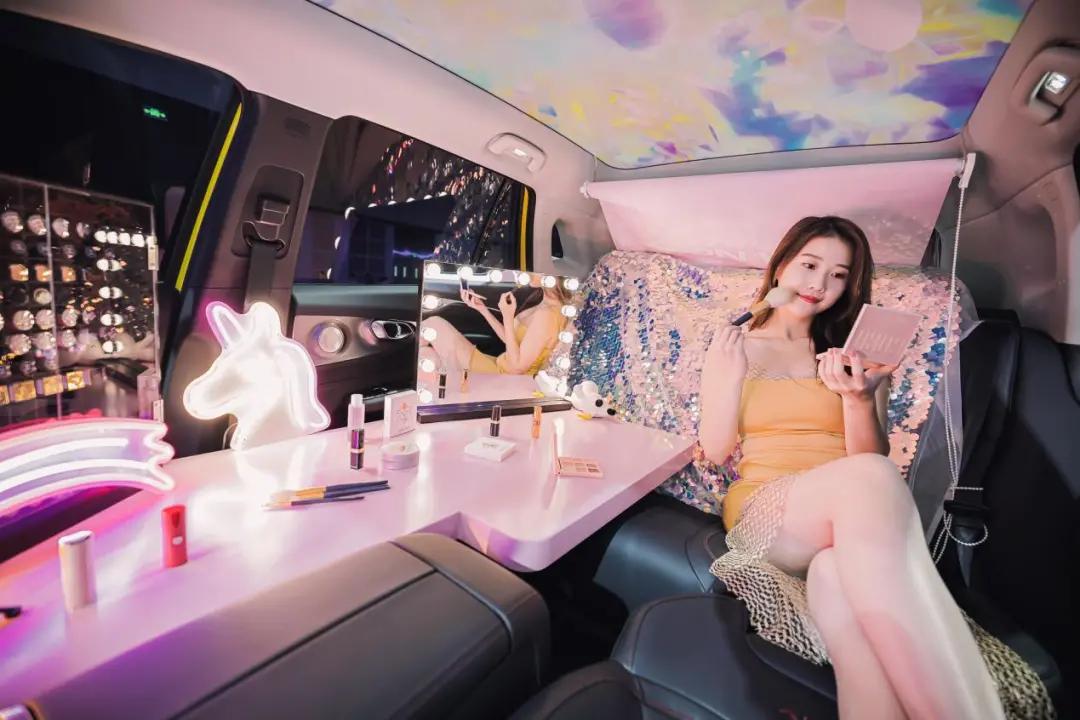 充电5分钟，高速行驶2小时？试驾广汽AION V Plus