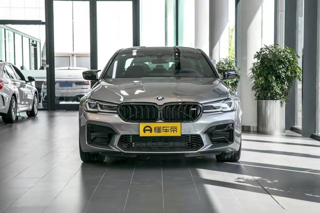 How much does a BMW M5 cost to maintain a car? - iNEWS