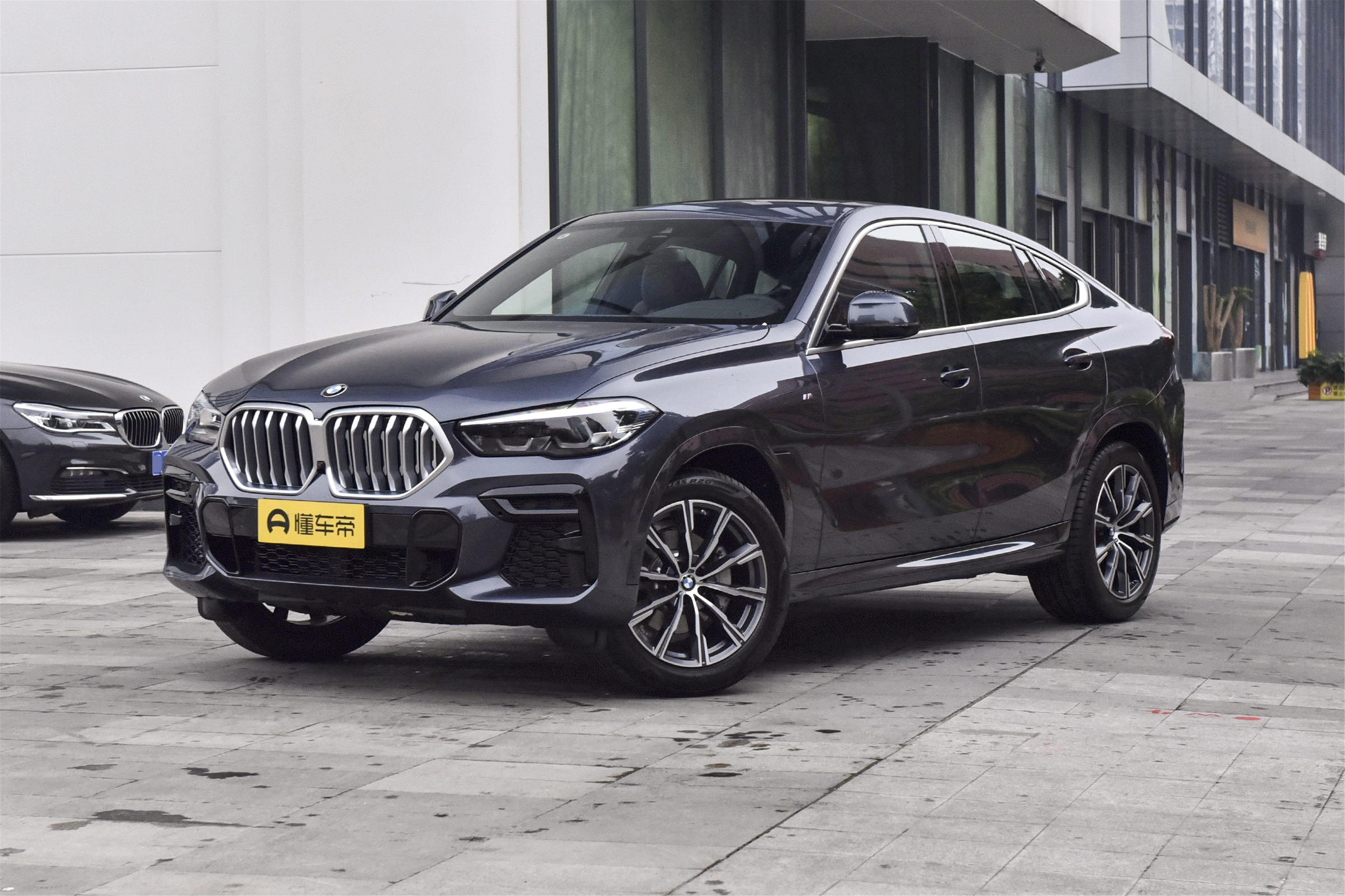 Analysis of BMW X6 car maintenance iNEWS