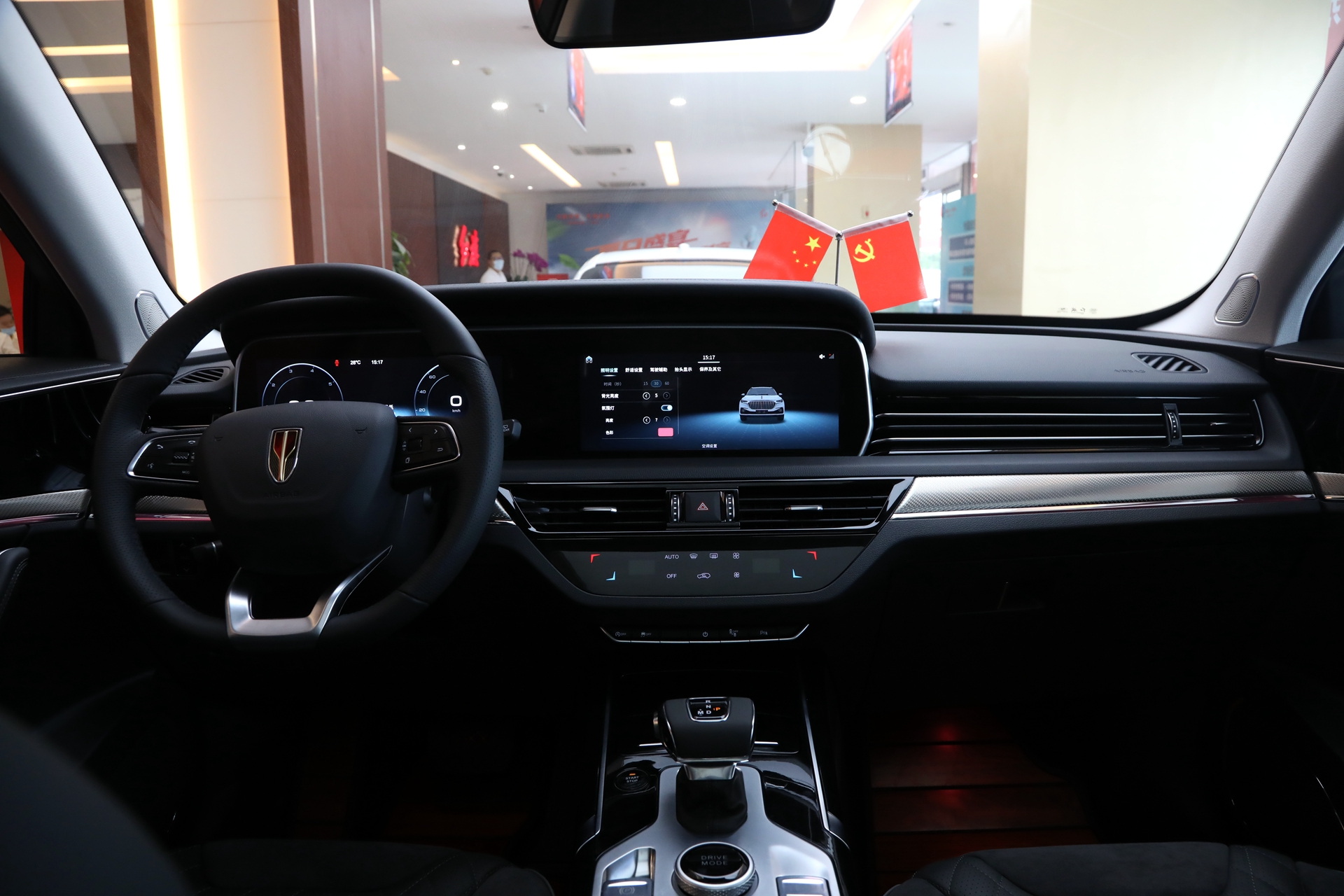 外形稳重大气 红旗hs5到店实拍 内饰科技感强|小号撩车-独家资讯-汽势