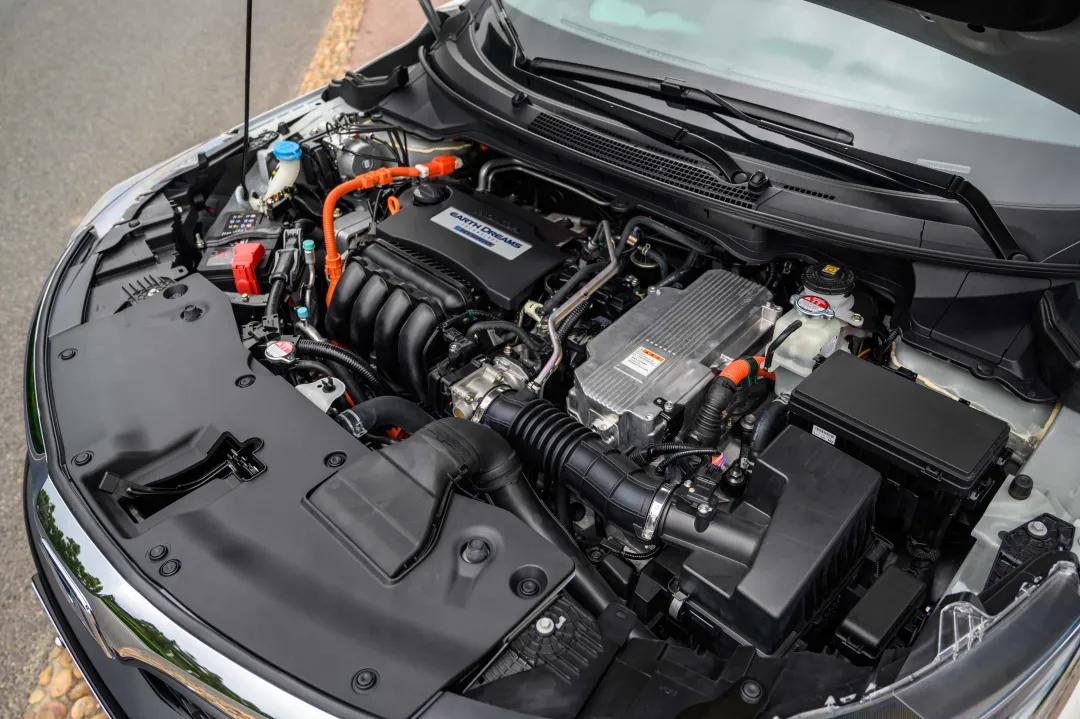 油耗超低，空间超大，凌派是如何成为小雅阁的？