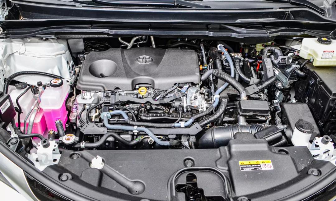 广汽丰田SIENNA赛那即将上市！空间超大，油耗超低！