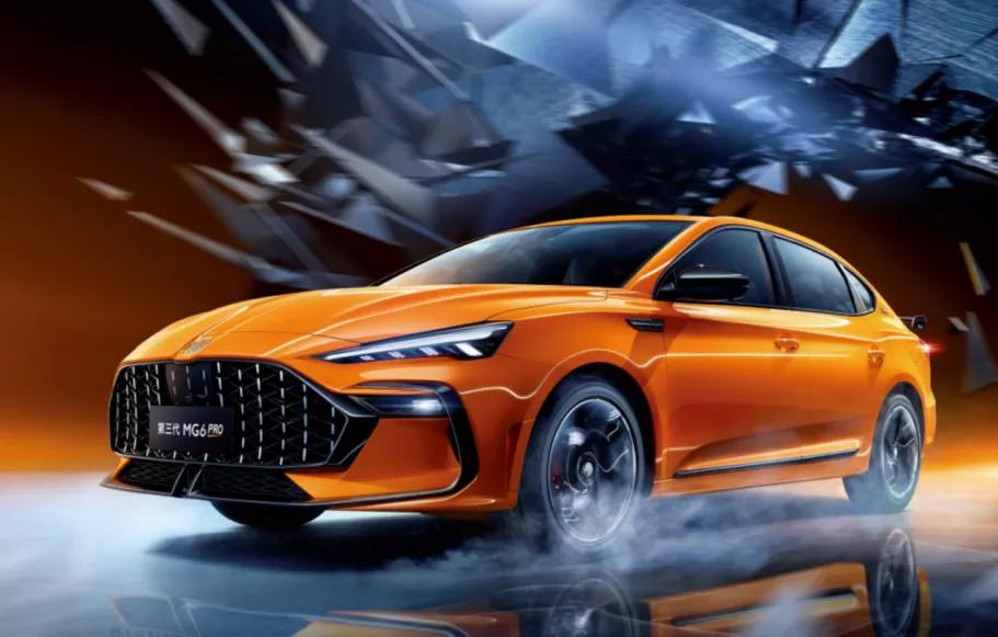 丰田皇冠陆放即将下线，蔚来李斌称赞宝骏KiWi