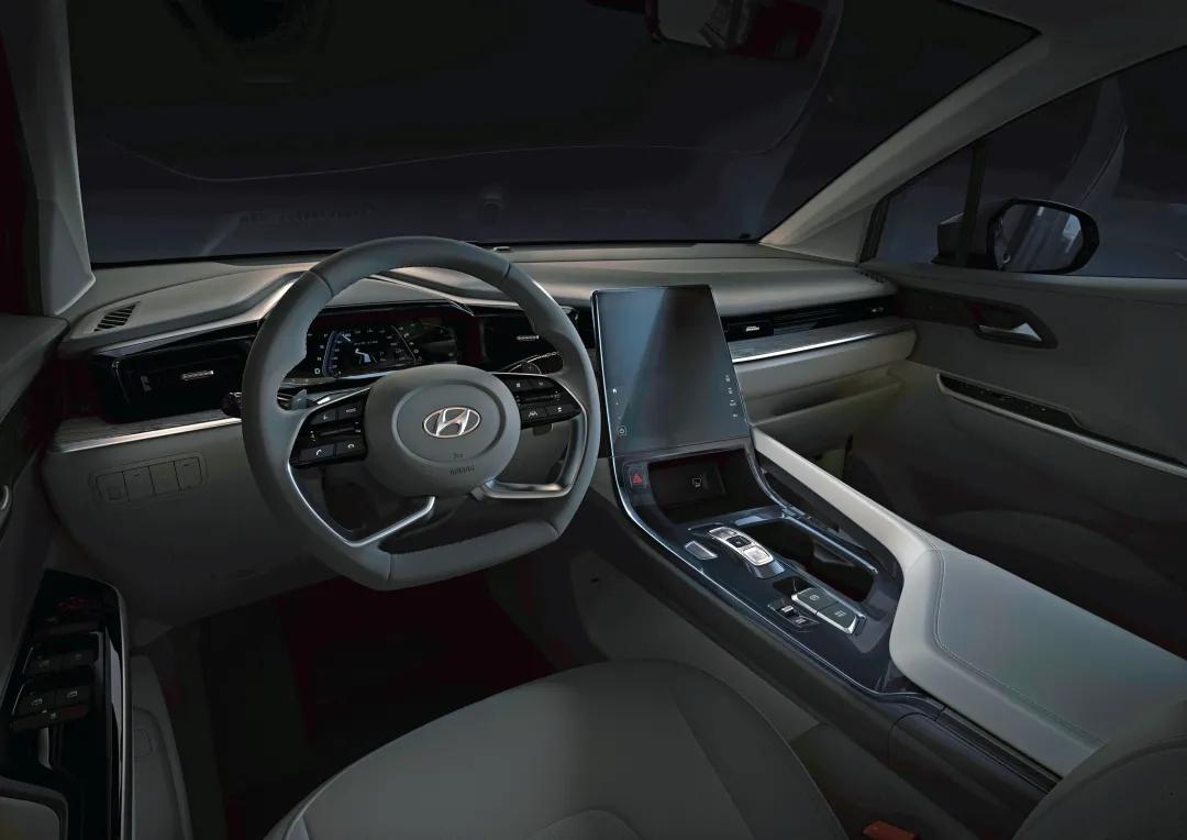 售价20万、空间比奥德赛更大，这款韩系MPV实力强大