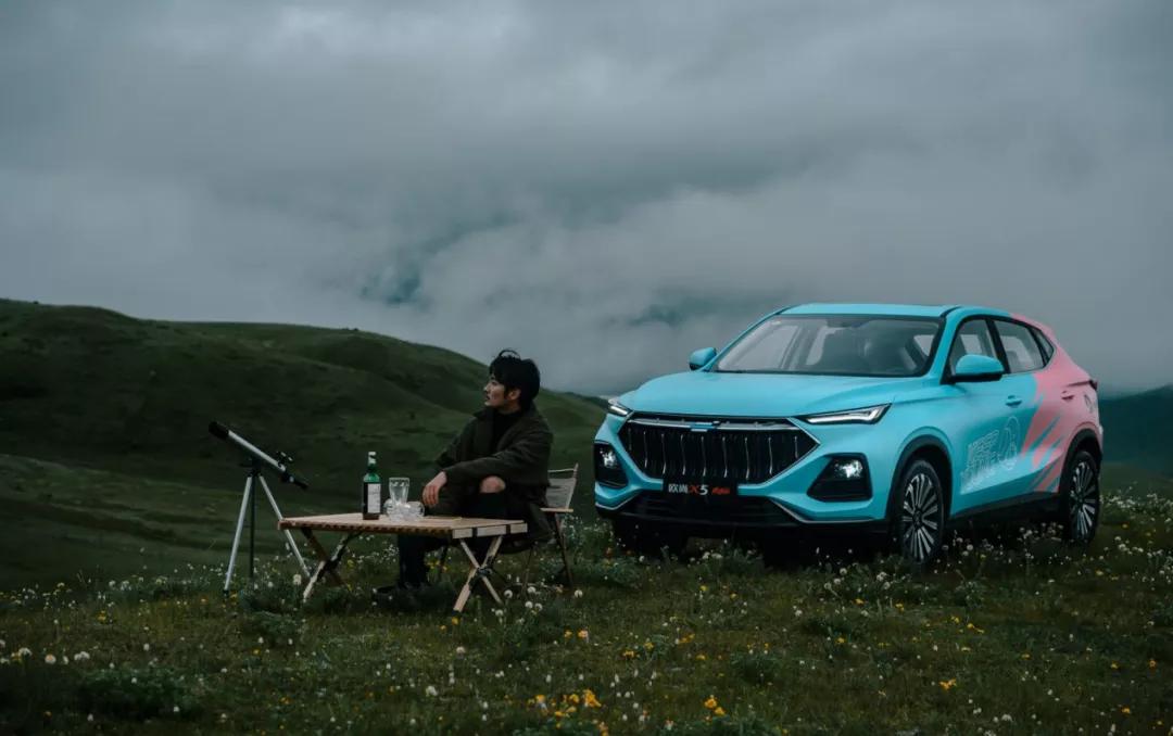 提供原厂双拼色，这台10万元级的“X5”不简单