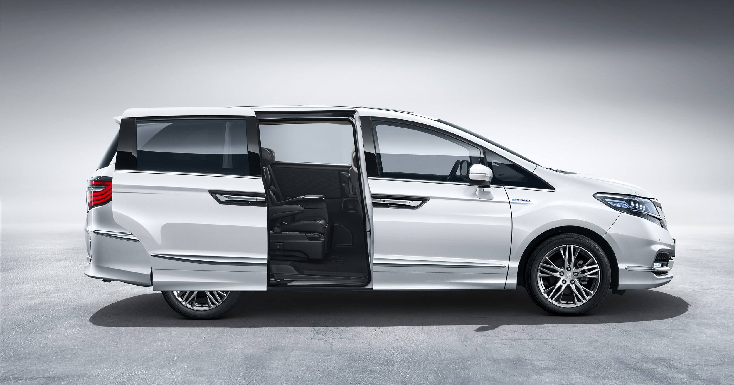 四款20万级主流MPV对比，看家用MPV到底怎么选？