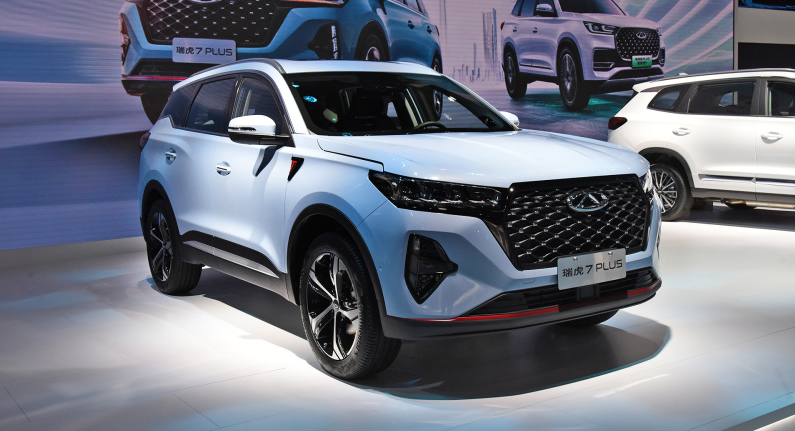 外观更精致,内饰焕新,奇瑞瑞虎7plus预售8.69万起