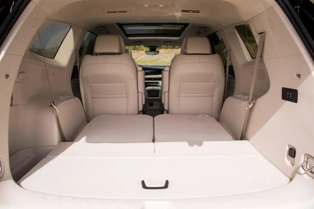 选品牌还是选产品？别克昂科旗VS凯迪拉克XT6