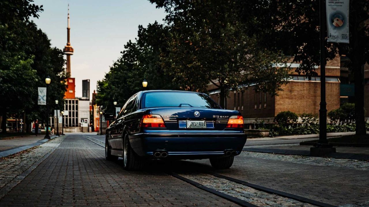 90年代宝马颜值巅峰 1998年E38 Alpina B12 5.7