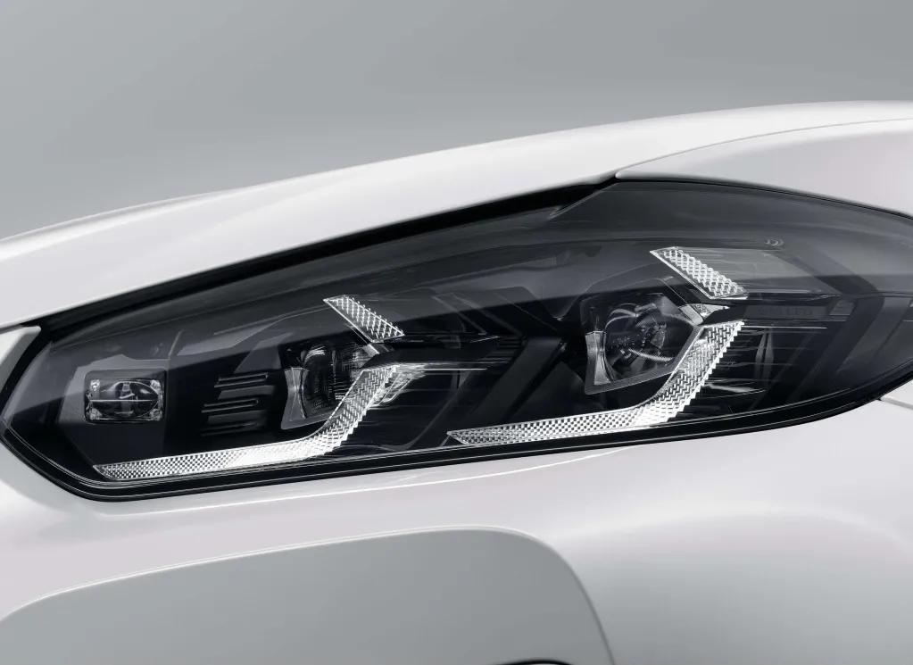 这款德系SUV操控堪比轿车，改款后更豪华反而还降价