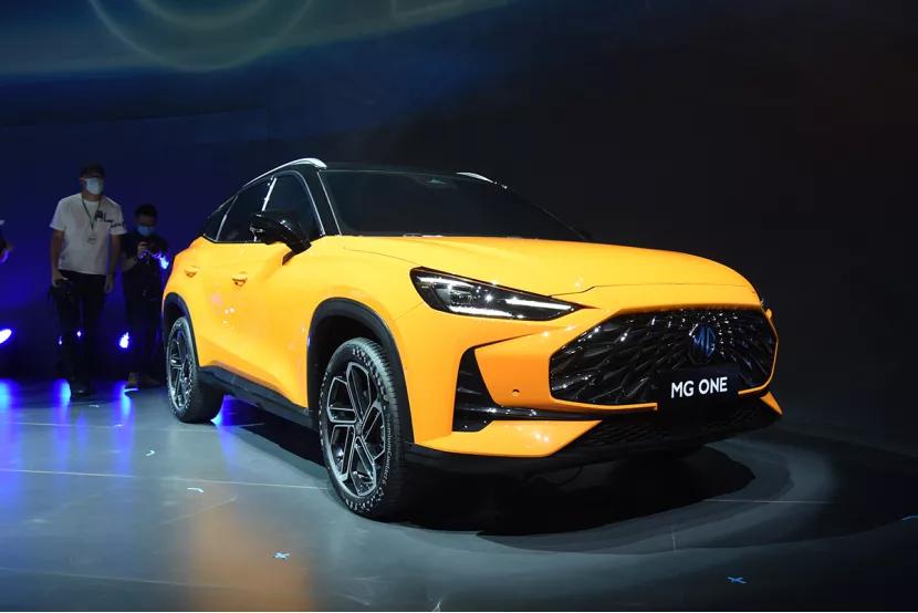 蔚来EC6碰撞起火乘客遇难；广汽传祺影豹正式上市