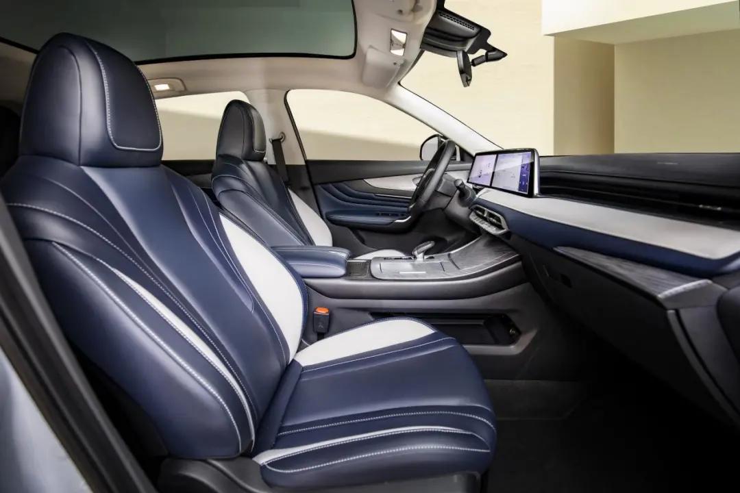 东风日产年轻化的“尖刀连”，看启辰大V如何拿捏年轻人喜好