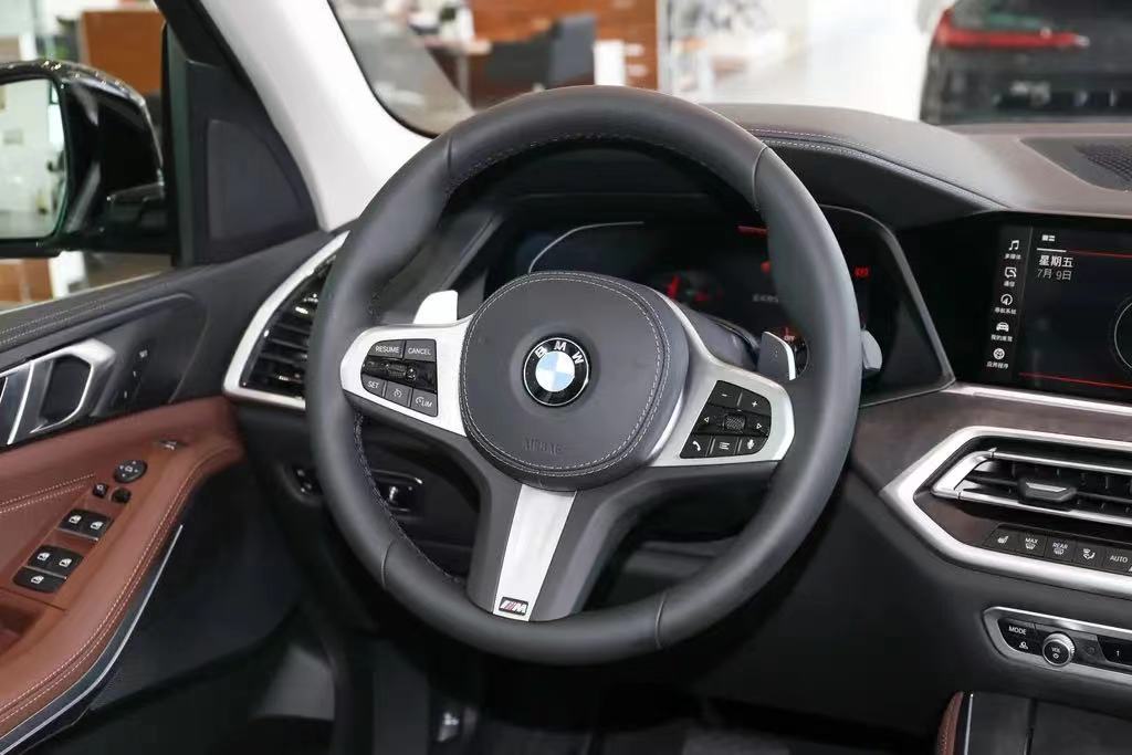 Why does BMW X5 active steering control fail? iNEWS