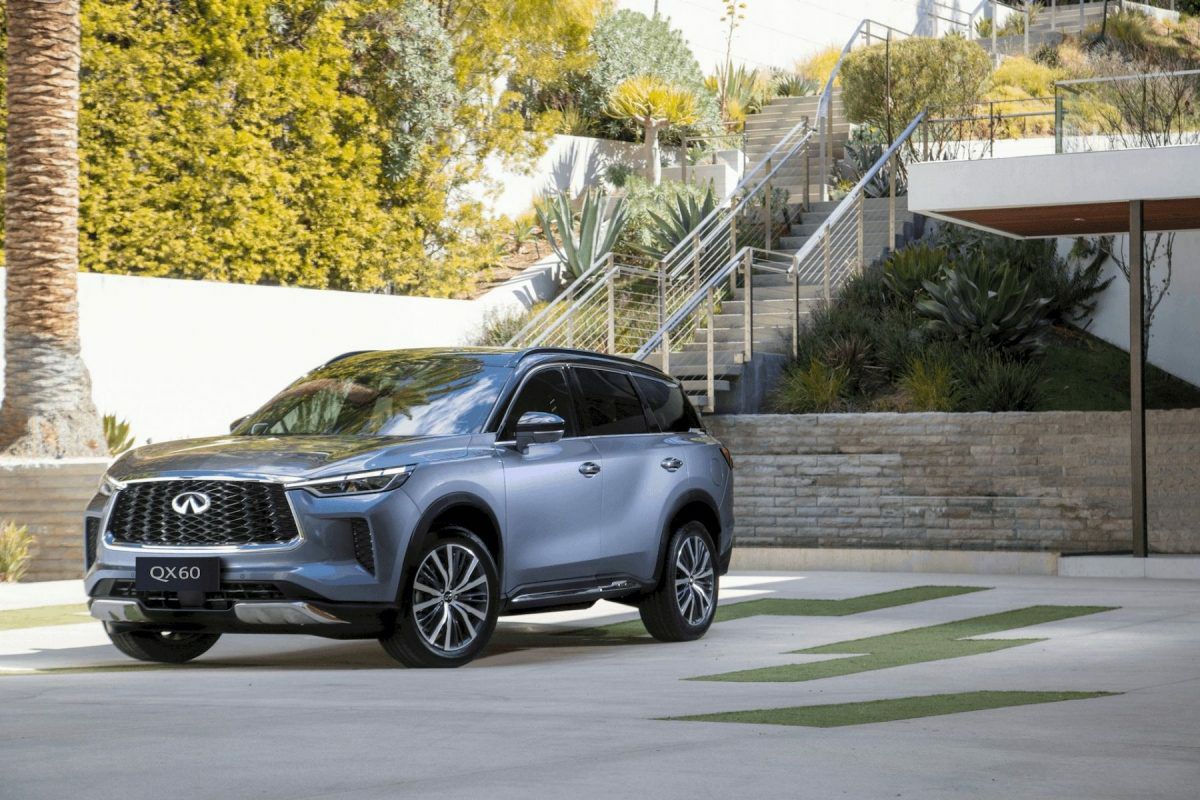 The leak in the house happened to be rainy and the Infiniti was really