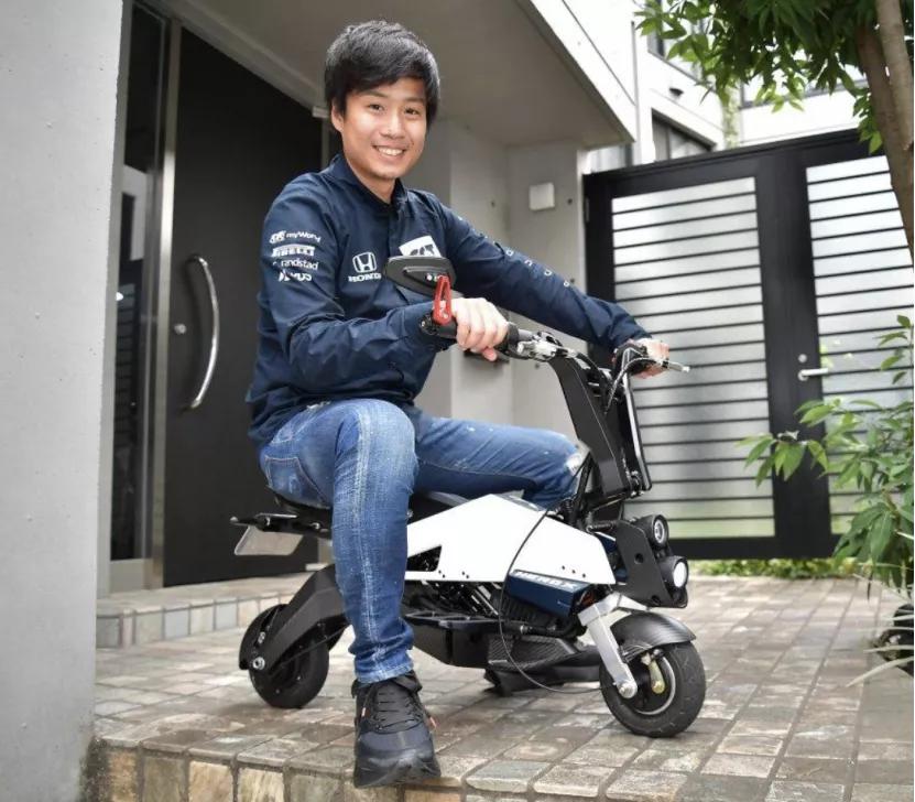 国产宝马X5长轴版谍照曝光；哪吒回应吴亦凡代言事件