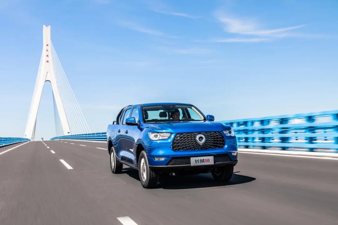 买SUV去自驾游，不如买更全能的它