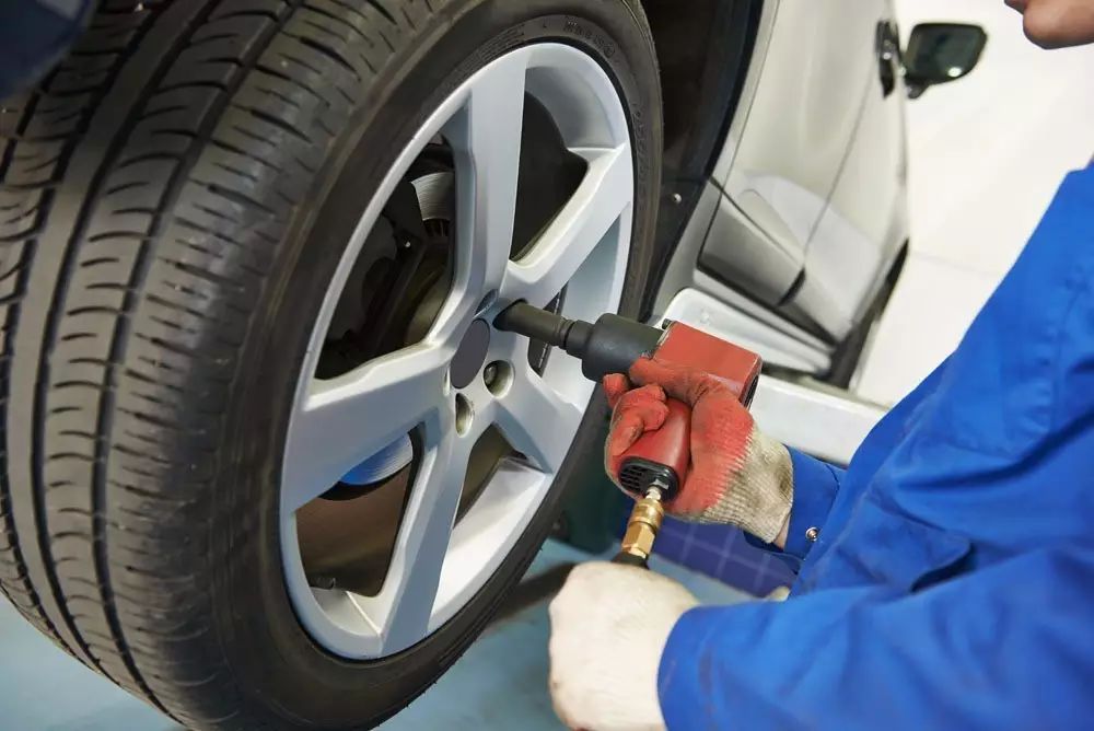 Driver Rear Tire Should new tires be used this way?90% of drivers will have this ...