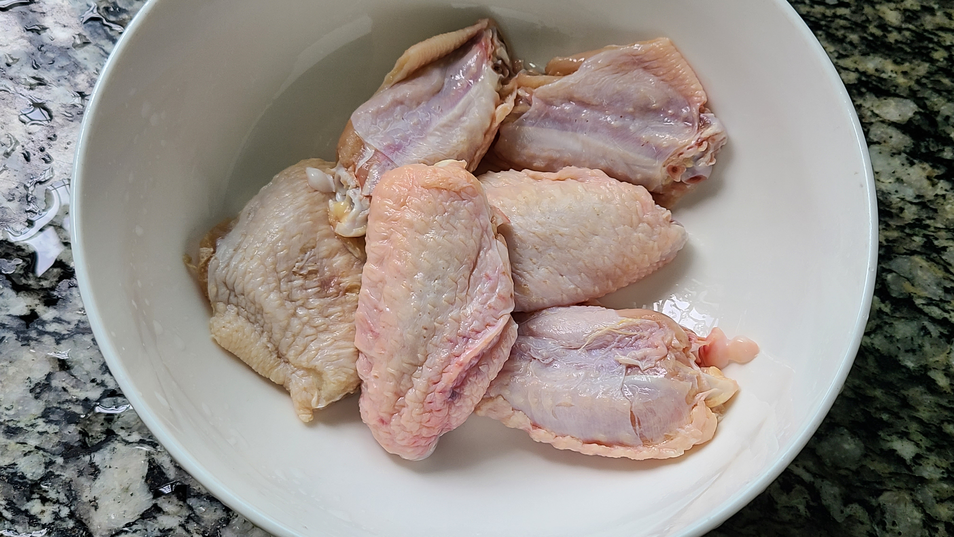 鸡翅又香又好吃的做法，学会这个广东做法，简单美味想吃就做