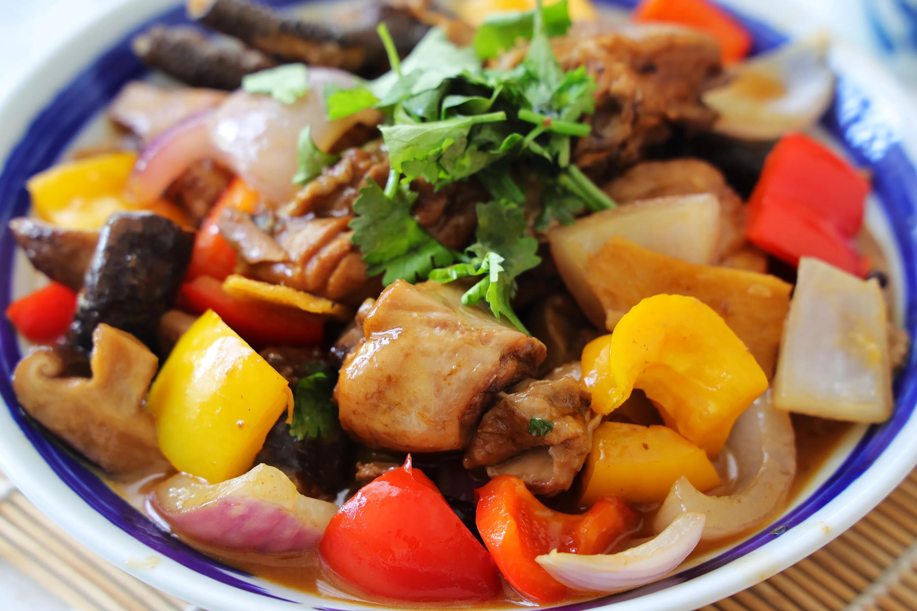 夏天没食欲，赶紧试试这道菜，汤汁鲜美，有菜有肉，味道好极了