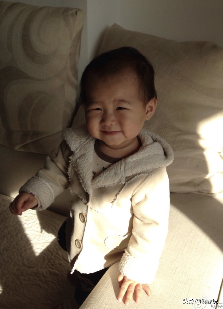 岳云鹏庆祝女儿10岁生日，再现熟悉的文案！岳麓