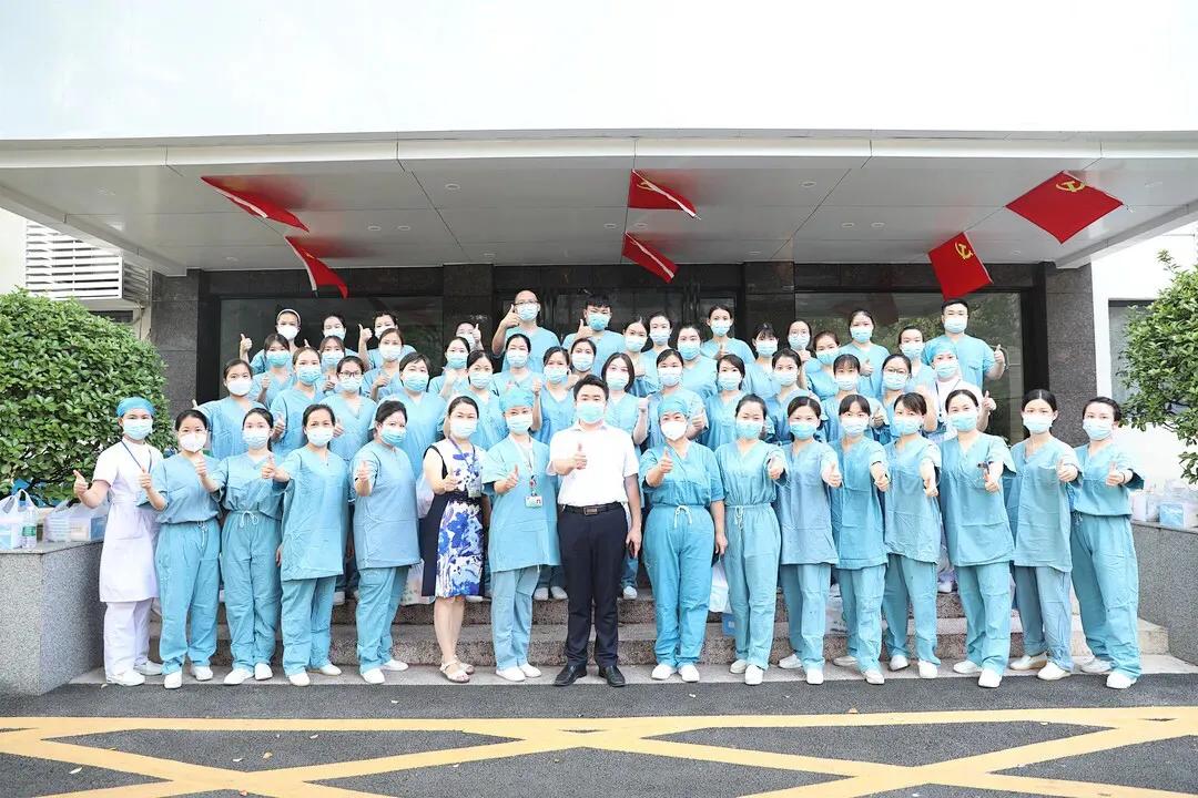 来自湘潭市中心医院杨家湾核酸检测人员的“抗疫”日记