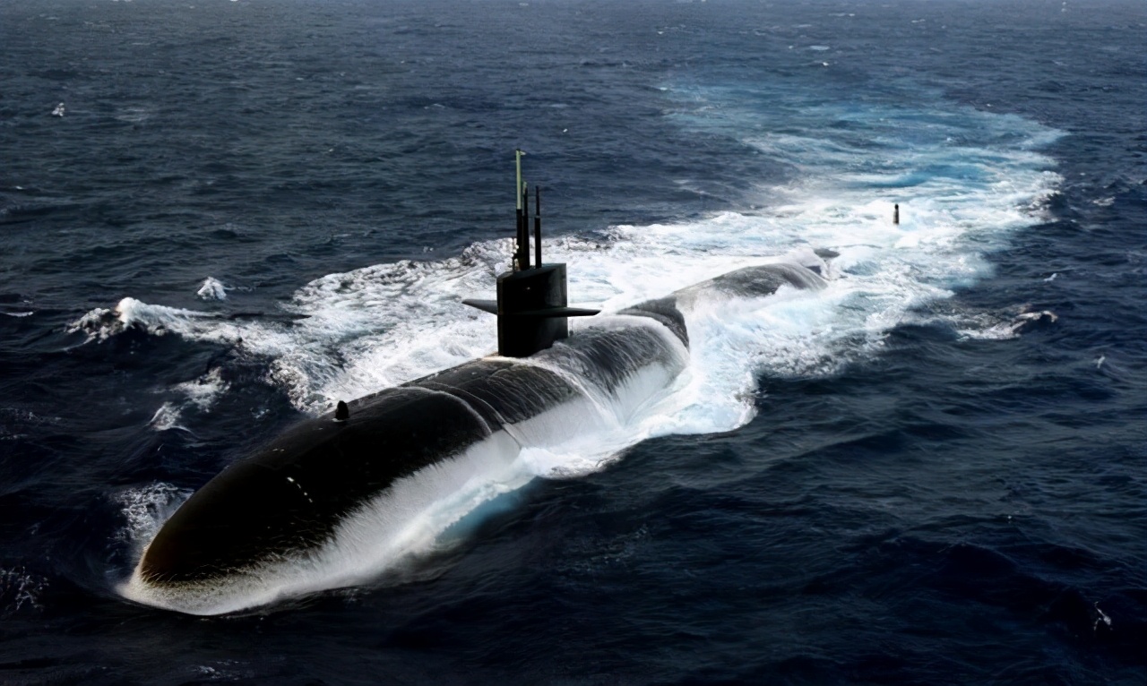 世界先进核潜艇噪音对比，俄110分贝，美95分贝，中会是多少
