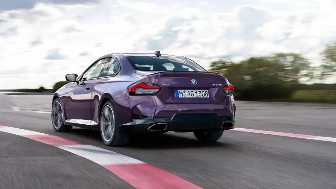 这款小众后驱宝马比3系便宜，却兼顾操控与实用性