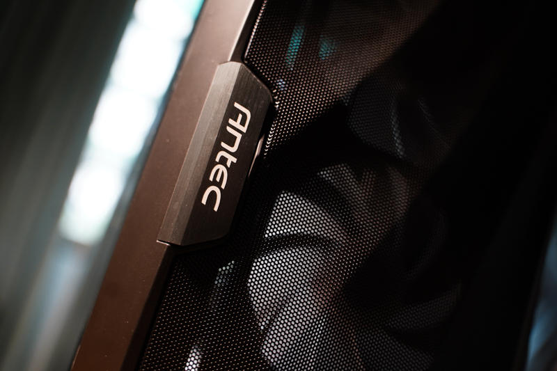 四代目老酒入新瓶：安钛克风行者DF700 Flux装机记录