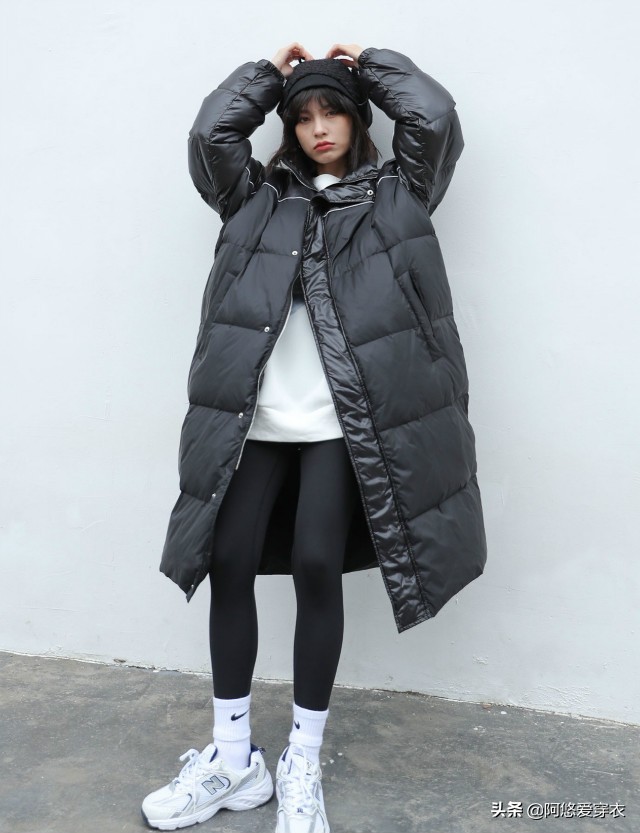 More advanced than coats, and warmer than down jackets. The "long