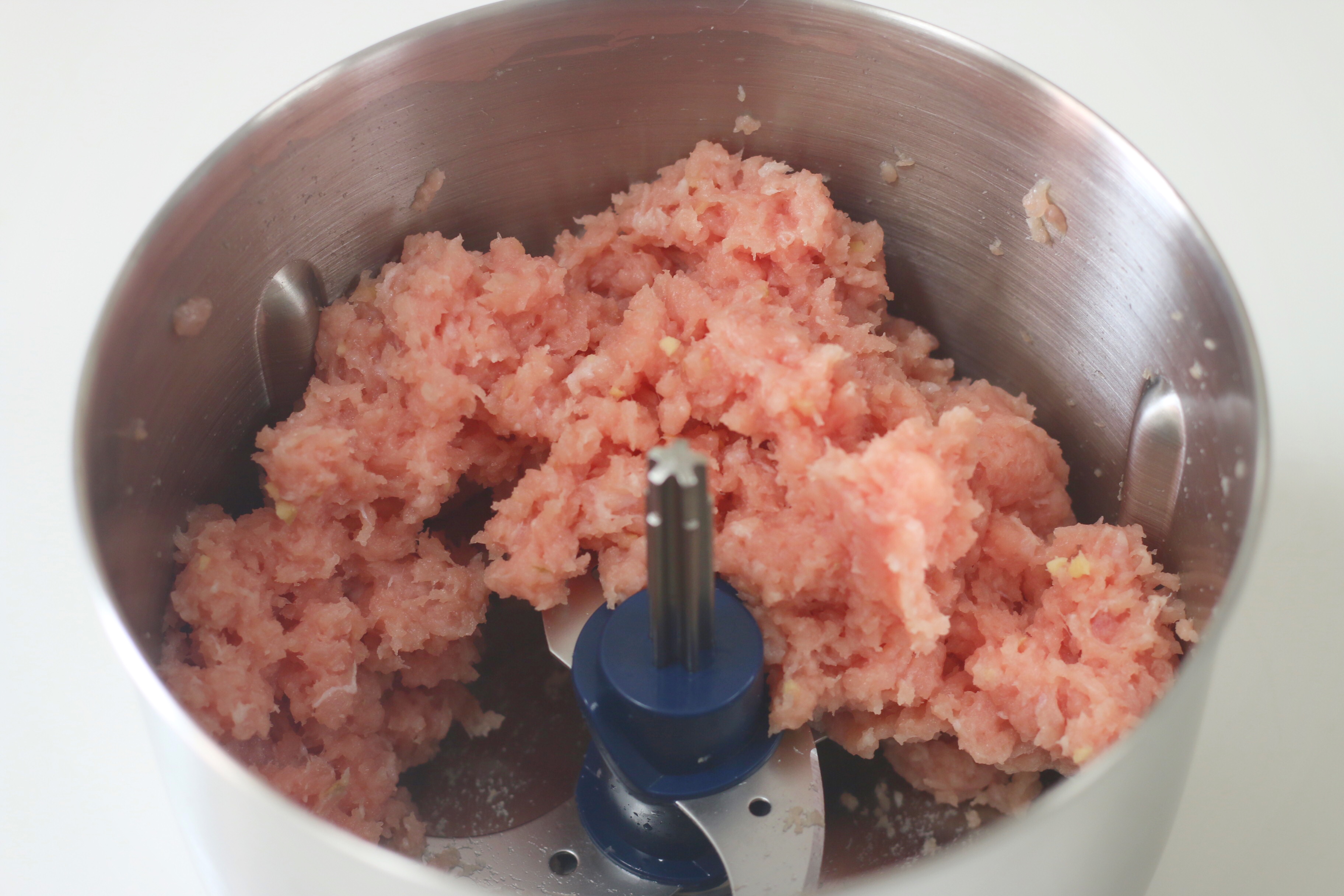 早餐就好這一口，絞點兒肉餡兒就成，跟餃子一樣好吃