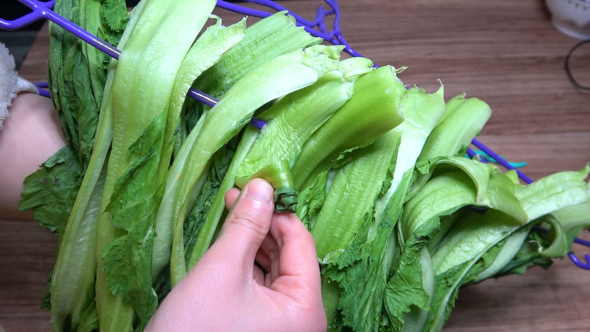 泡酸菜別只加鹽，30年老方法告訴你，又酸又脆，放一年不會壞