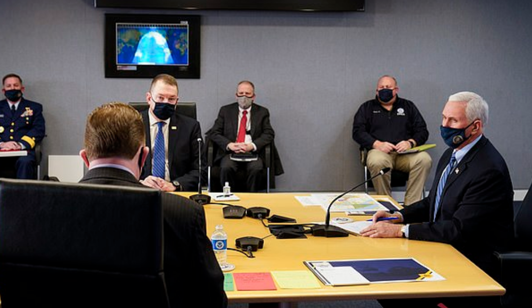 大結局？ 彭斯首次打電話祝賀哈里斯，特朗普臨走還要打破幾個傳統