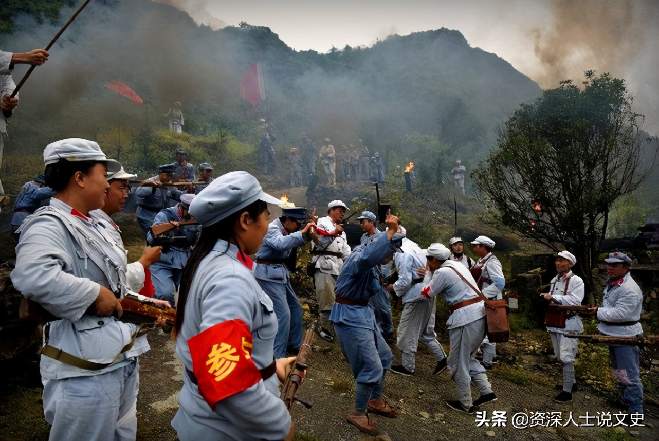 陈赓：许世友的顶头上司，受伤后被徐向前抬走，钱大钧为啥没抓他
