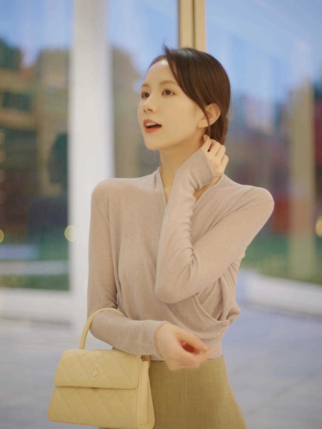 时尚和大牌没啥关系，颜色搭配对了，依然能穿出高级感，漂亮大气