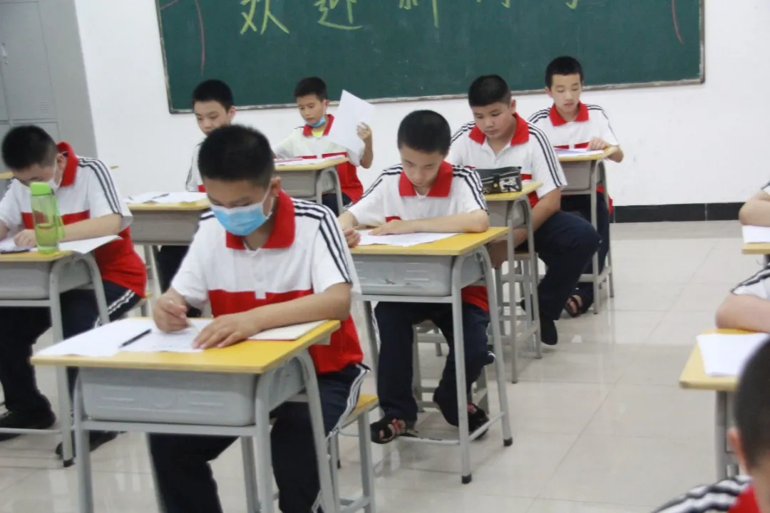 “十天学会一册书”夏令营盛大开启，高效学习，备战新学期