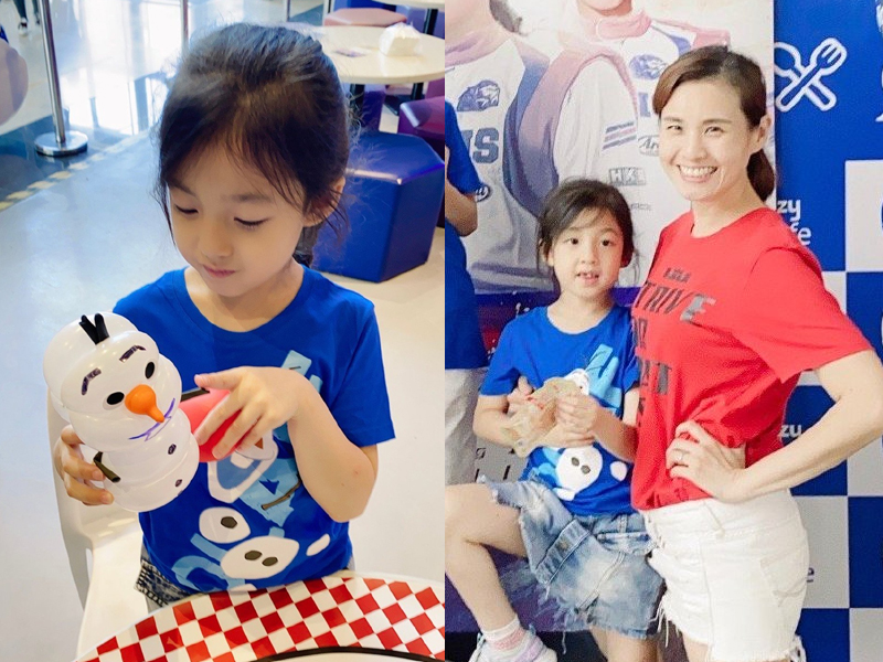 刘畊宏女儿幸好没长歪！丸子头到长卷发美到不敢认，长大还得了？