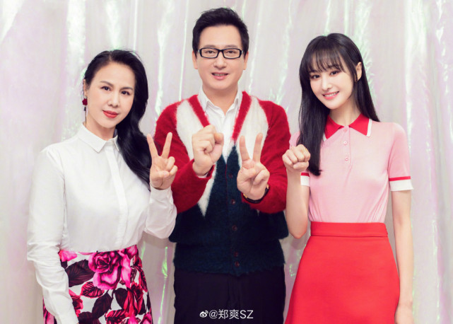 网曝郑爽团队曾紧急公关，要承认代孕接孩子回国，反被骂吃白饭的