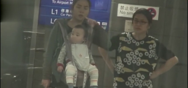 黎明一家三口罕見同框，三歲女兒長髮披肩，明嫂被曝牛年追生兒子