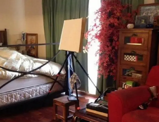 参观朱茵在香港的豪宅，被黄贯中宠爱了20年，连卧室装修都很浪漫