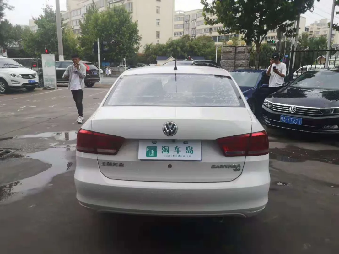 一位将要去实习的同学,自己攒了四万多块钱淘了一台二手桑塔纳