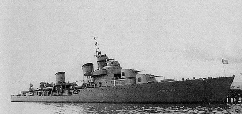 苏联天蓝旗舰，二战期间极速狂飙的驱逐舰：塔