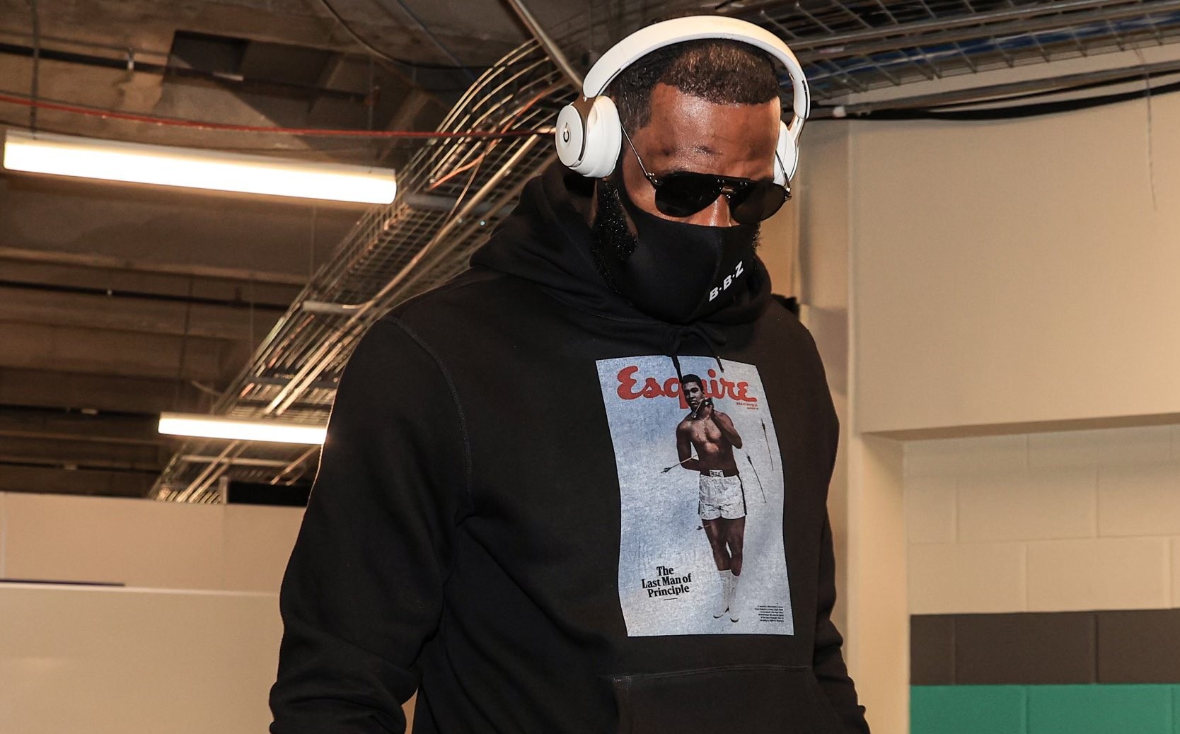 新一波毒奶來襲！被問到總冠軍賽結局預測，皮爾斯長歎一口氣：湖人4-0橫掃熱火！-黑特籃球-NBA新聞影音圖片分享社區