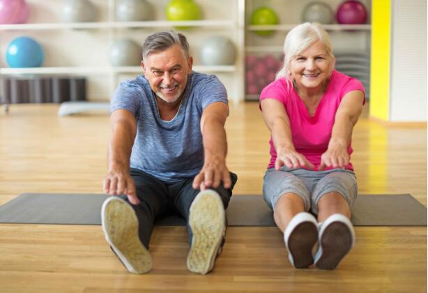 女性過了50歲，飲食堅持�3多4不要�，做好3件事，健康伴隨你