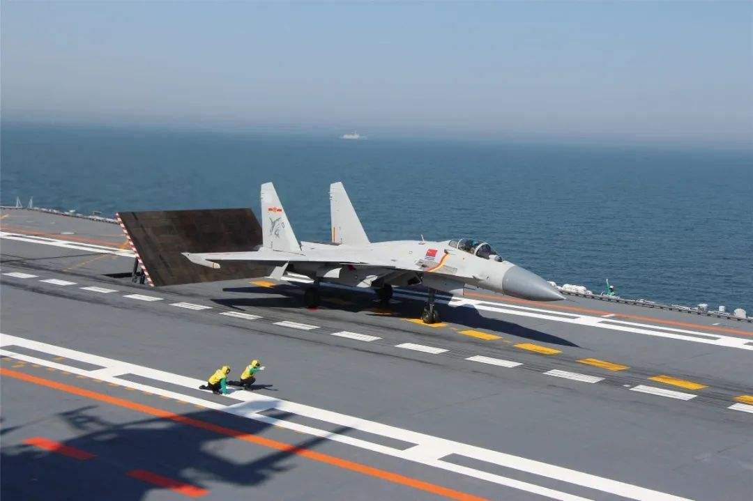 雅克141技术已吃透，为何不研发国产F35？平台问题成为制约