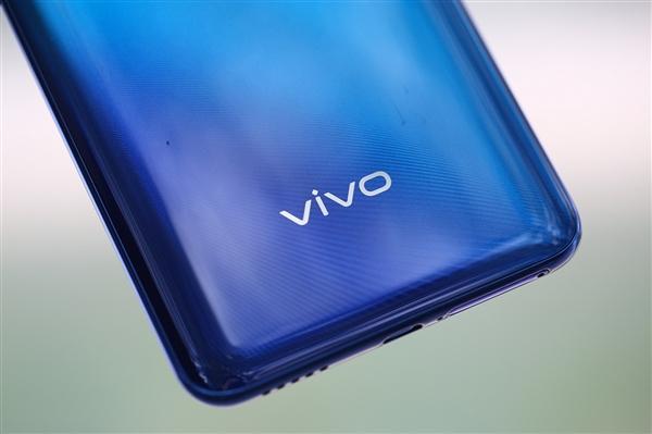 vivo Y70s将要公布：8GB运行内存 4500mAh充电电池
