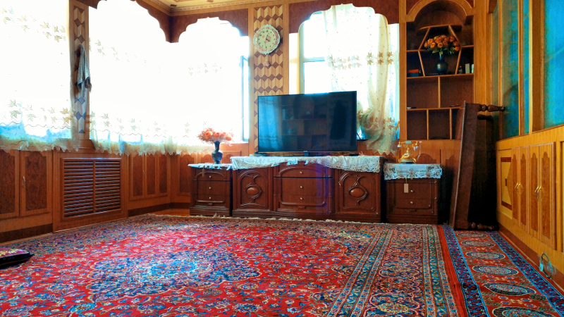 Travel Notes in Xinjiang: I was attending a Uzbek wedding, but I saw a luxury hotel in Kashgar